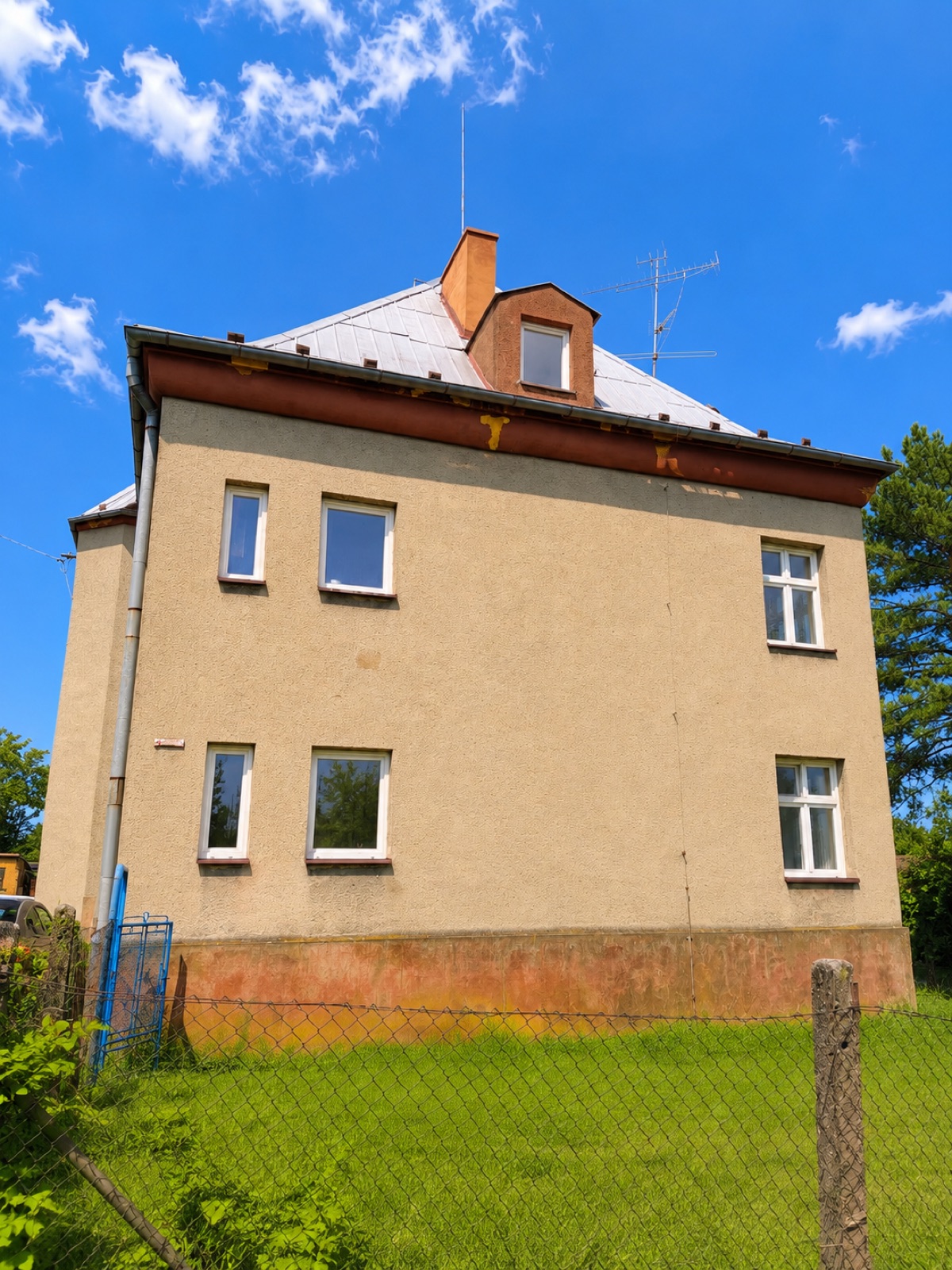 Prodej činžovního domu — Horní Suchá, ul. Kasárenská — foto 2