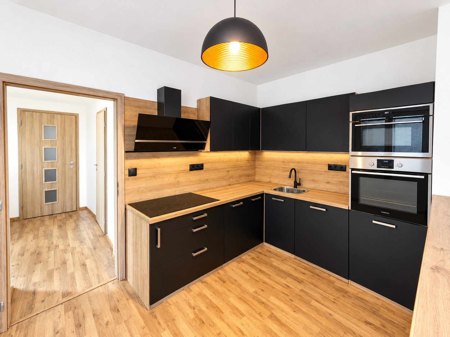 Byt 4+kk se zahradou, 94 m² — polovina domu, Ostrava-Michálkovice